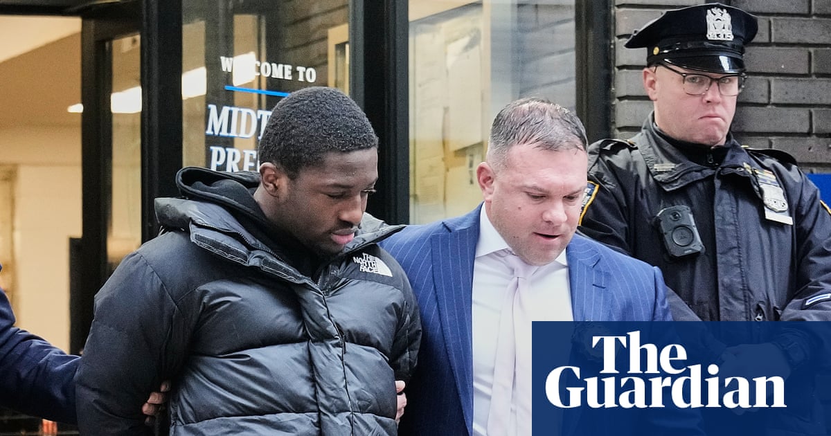 We're sorry. This image does not have any alternative text.