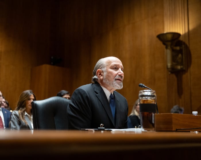 I did have lunch with him': Lutnick admits meeting Epstein on private island – video