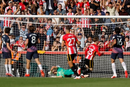 Keane Lewis-Potter scores Brentford’s first goal against Tottenham.