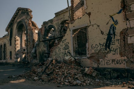 Graffiti on a ruined wall of Kostiantynivka’s railway station