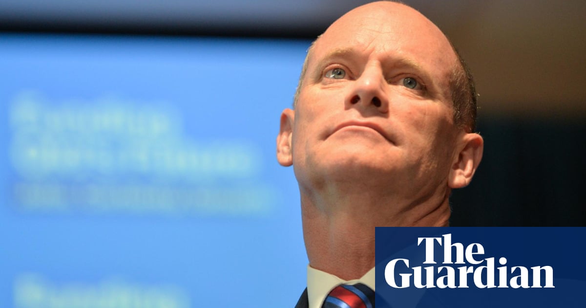 Campbell Newman accuses lawyers in defamation case of contempt of court