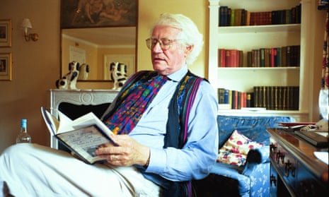 Robert Bly: ‘A single short poem has room for history, music, psychology, religious thought, mood, occult speculation, character and events of one’s own life.’