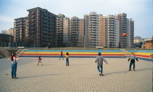 Children play in Sesto’s Woods Island district.