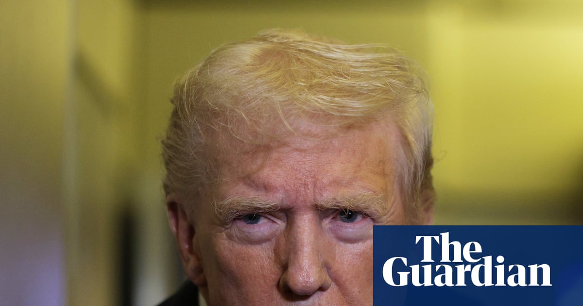 Trump news at a glance: Illegal drug leader' threat of new tariffs against Colombia