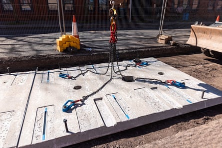 Installation of a tram line
