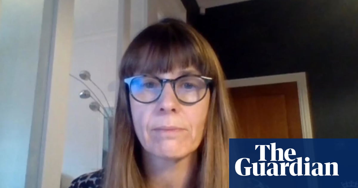 Omicron R number estimated to be between 3 and 5, says UK health adviser – video