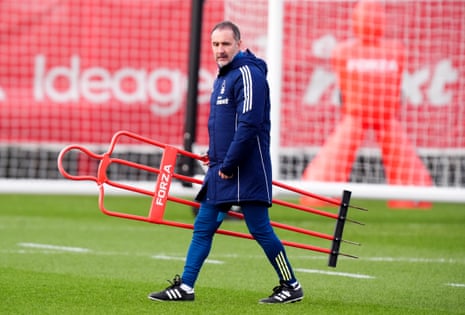 Pereira Unfazed by Marinakis’ ‘Fire’ as Forest Reunion Looms Pereira Unfazed by Marinakis’ ‘Fire’ as Forest Reunion Looms