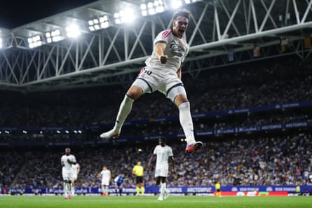 Carlos Espí celebrates the late winner for Real Madrid.