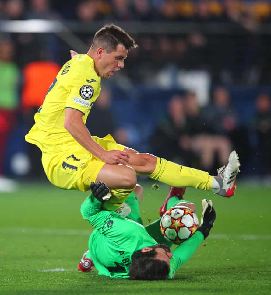 Alisson thwarts Giovani Lo Celso.