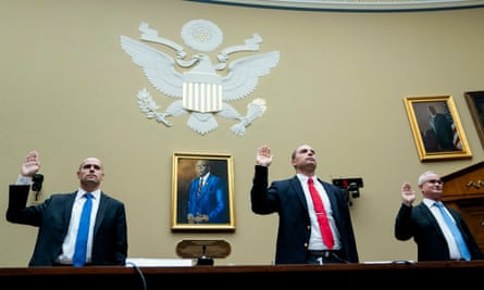 Ryan Graves, David Grusch and David Fravor are sworn in at hearing on UFOs in Washington