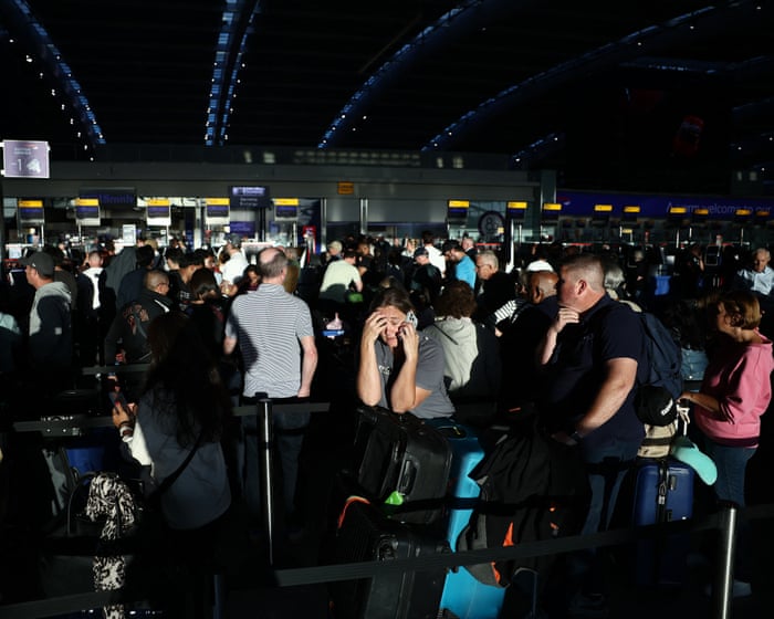 UK Air Traffic Chaos: Who's Accountable for Software Glitch That Grounded Flights?