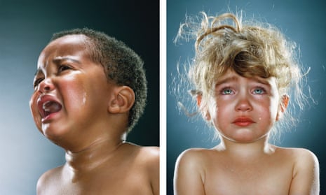 Images from Jill Greenberg’s 2005 series ‘End Times’ which features toddlers crying.