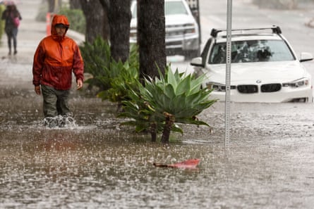 California flooding: how atmospheric rivers led to a state of emergency | Extreme weather | The Guardian