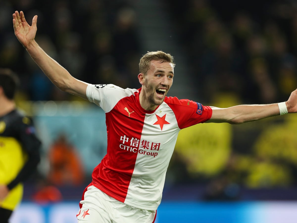 David Moyes Wants West Ham To Sign Younger Players With Resale Value Football The Guardian