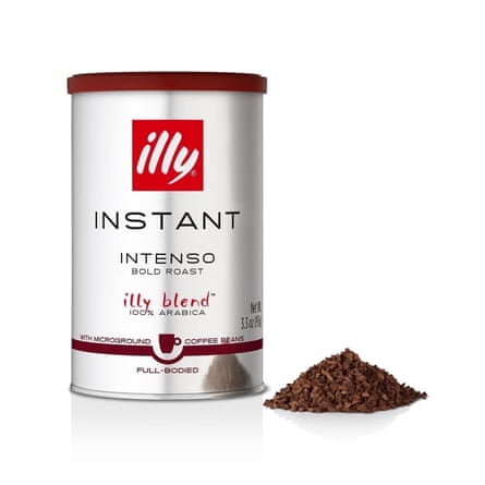 Una lata de café instantáneo Illy 100% Arábica