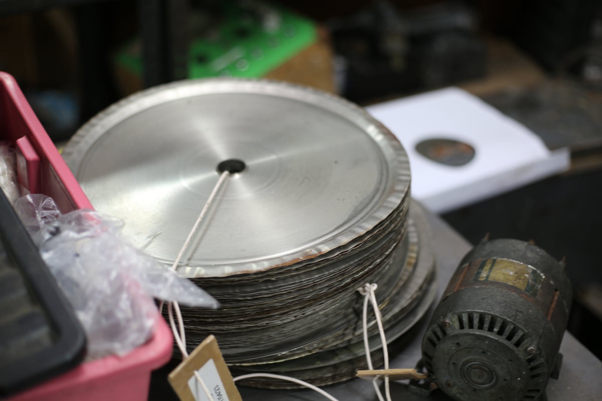 Vinyl press moulds