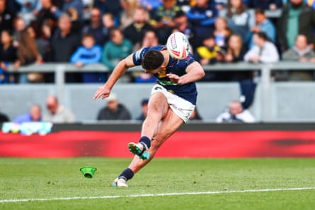 Jake Connor kicks complete for Leeds
