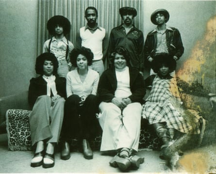 A family-style photo of Prince Nelson, Eddie Anderson, Sonny Anderson, Andre (Cymone) Anderson, Sylvia Anderson, Linda Anderson, Bernadette Anderson and Patricia Anderson