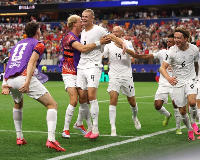 Erling Haaland fires Norway into last 16 with dramatic winner against Côte d’Ivoire