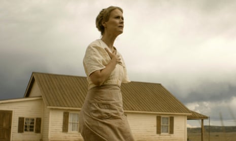Hold Your Breath review – Sarah Paulson gets lost in scattered