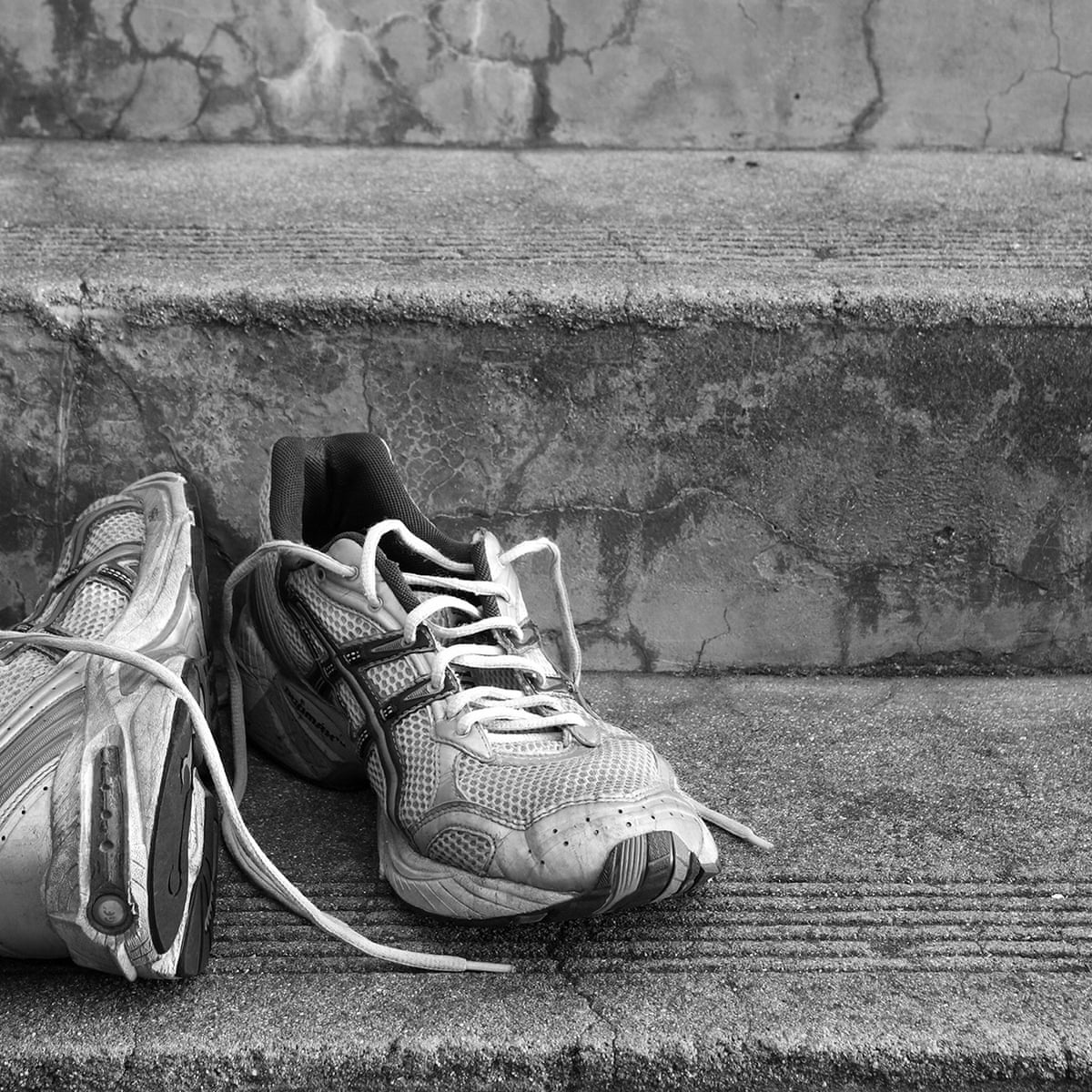 Old sport shoes Clearance