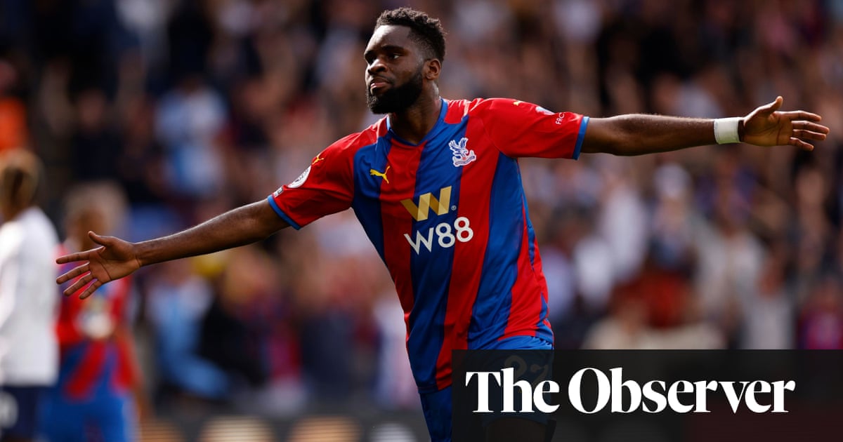 Odsonne Édouard’s debut double sees Crystal Palace sink 10-man Tottenham