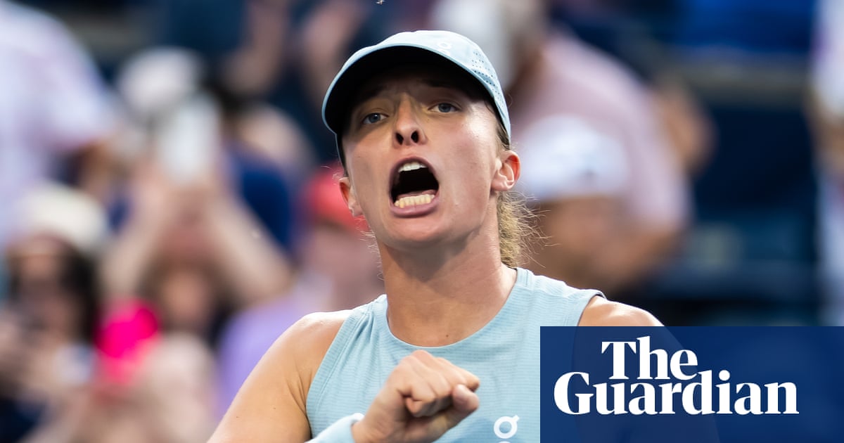 Iga Swiatek takes swing at critics after ending title drought in Canada