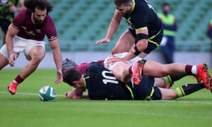 Billy Burns scores Ireland’s first try