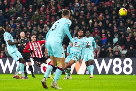 Sunderland’s Chemsdine Talbi scores their side’s third goal.