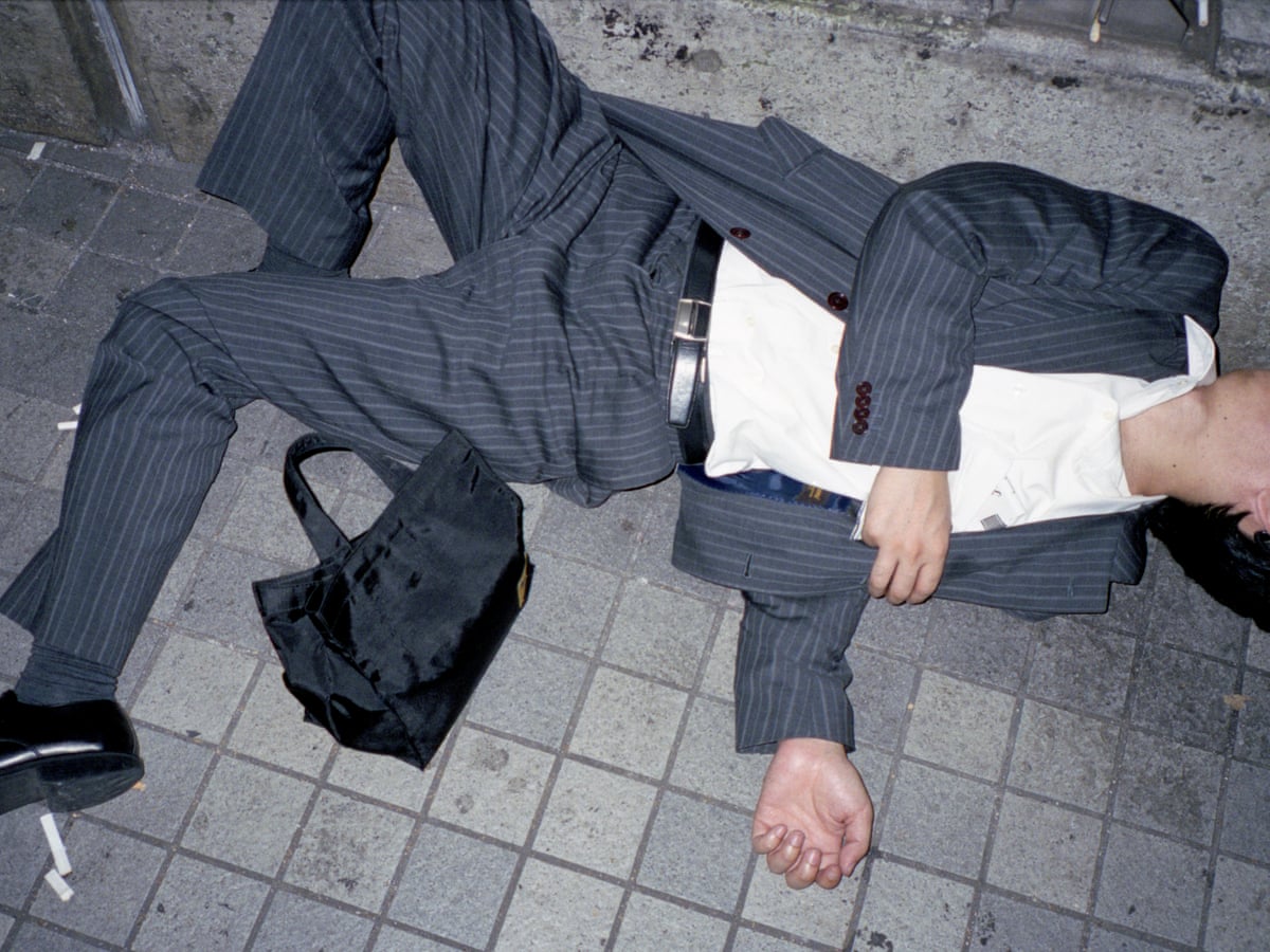 Legless Japanese businessmen: the photographer who caught a Tokyo epidemic | Photography | The Guardian