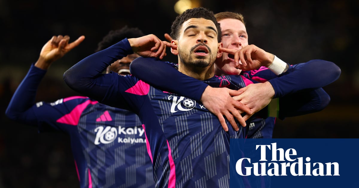 Nottingham Forest extend winning run as Gibbs-White returns to haunt Wolves Nottingham Forest extend winning run as Gibbs-White returns to haunt Wolves
