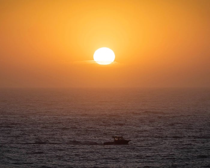 Australia news live: Sydney forecast to have hottest ever October day as Melbourne braces for destructive winds