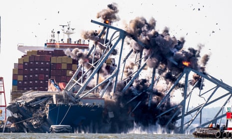 Ship in Baltimore bridge collapse lost power hours before leaving port (theguardian.com)