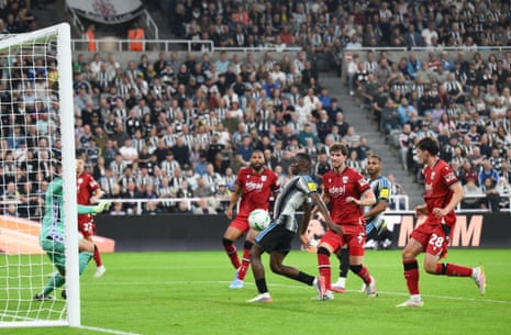 Newcastle score an equaliser.