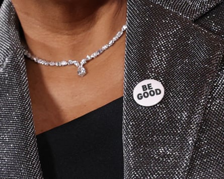 US comedian Wanda Sykes wears a ‘Be Good’ pin.