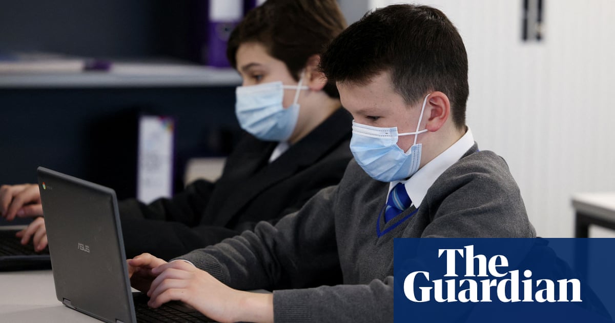 Masks to stay in many secondary schools despite England rule change
