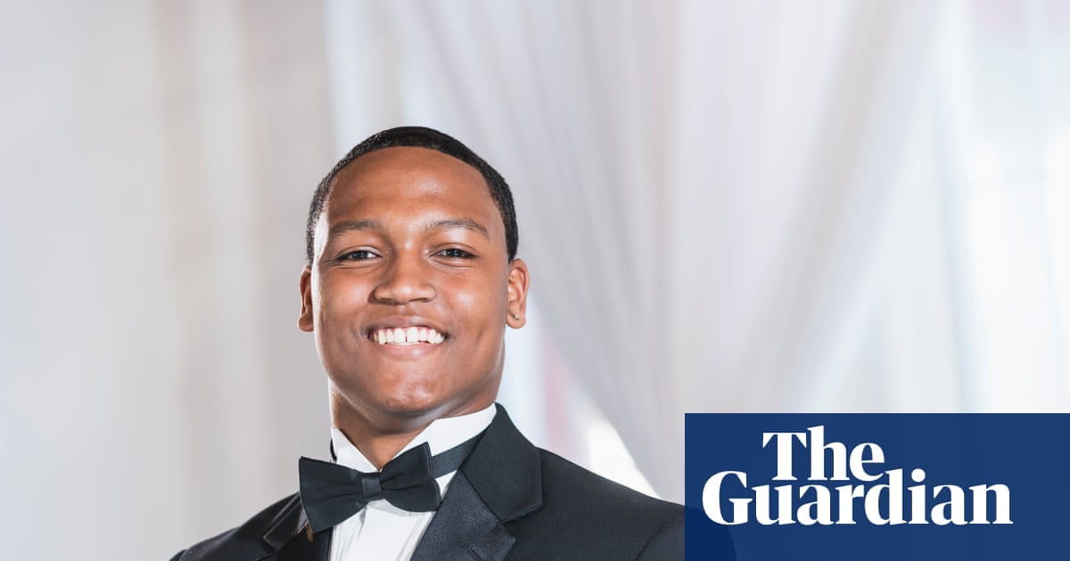 Are you a perfect modern gentleman? Not if you run in public or wear a tank top to the gym …