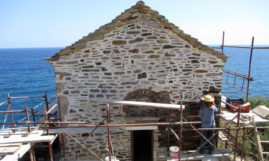 Workers at the site of the chapel.