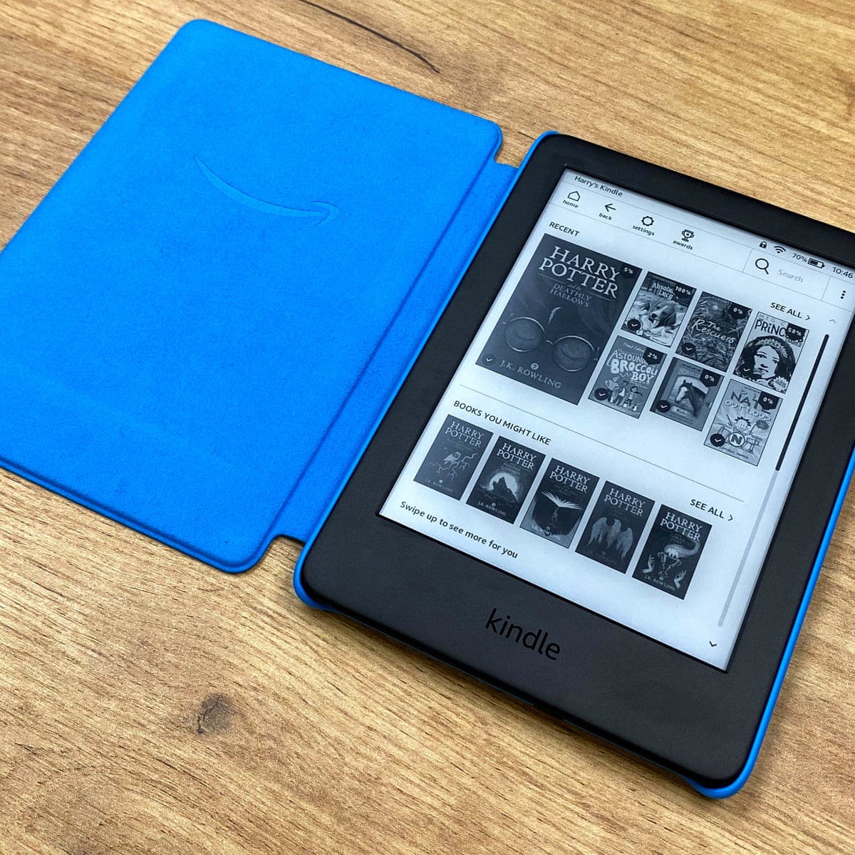 amazon launches kindle e reader aimed