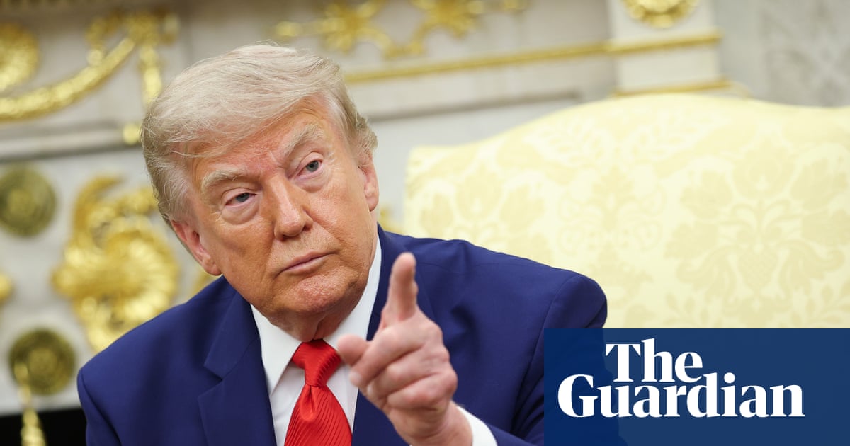 A guerra de Trump contra o Irão é impopular e dispendiosa. Ele está perfeitamente bem com isso