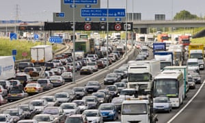 Traffic at a standstill in both directions on M25 motorway