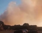 Großer Vorfall in Suffolk erklärt, als 90 Feuerwehrleute Waldbrand auf Heideland bekämpfen