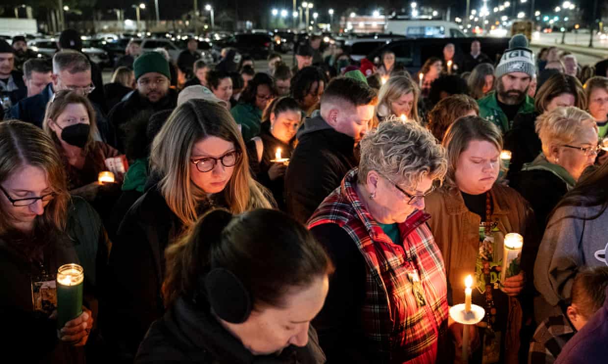 Virginia school was warned of threat from pupil who shot teacher