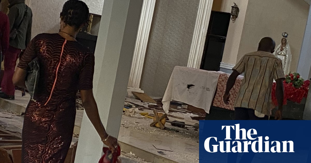 Shock and disbelief after dozens killed in church attack in Ondo state, Nigeria – video