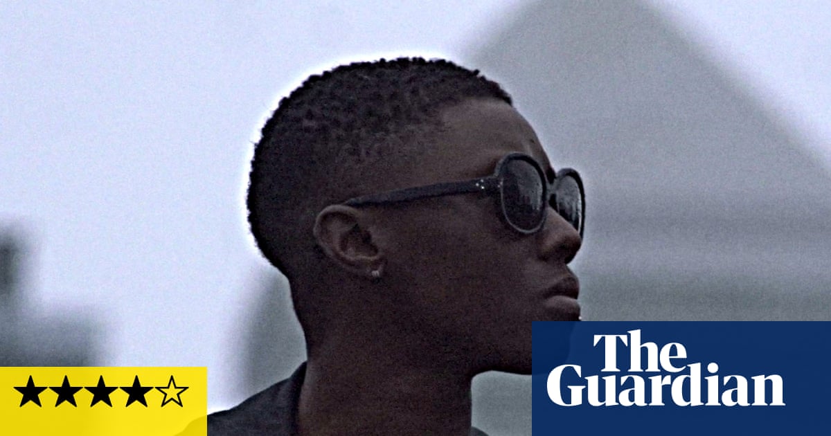 Alpha Maid: Is This a Queue review – Mica Levi collaborator pairs scuffed production with superb songwriting