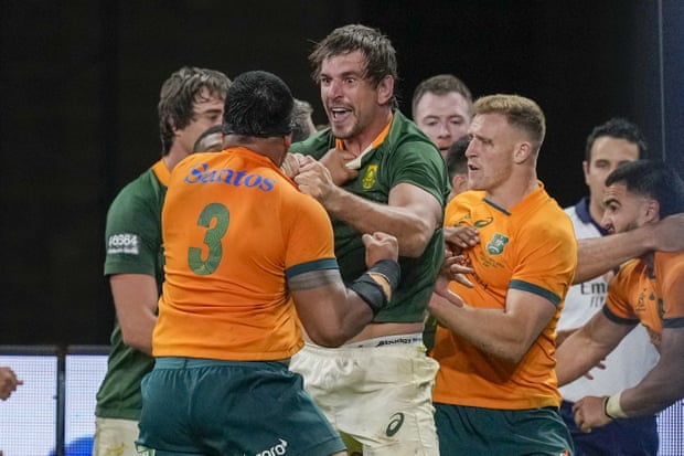 South Africa's Eben Etzebeth and Australia's Allan Alaalatoa scuffle.