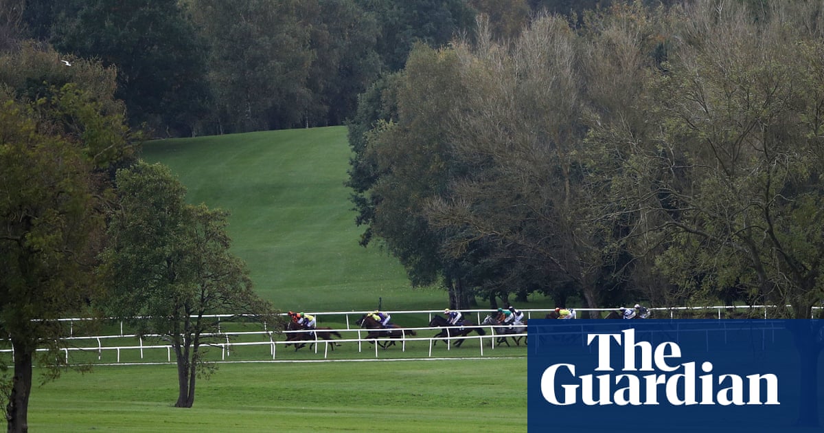 Talking Horses: a Nicky Henderson mare to watch at Uttoxeter