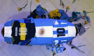 A tribute to Diego Maradona – Football Weekly | Football | The Guardian