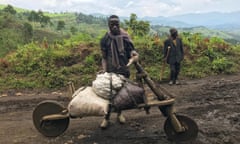 Democratic Republic of Congo travellers on road in Masisi