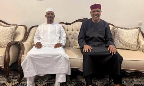 Gen Mahamat Idriss Déby and Mohamed Bazoum sitting on a sofa.